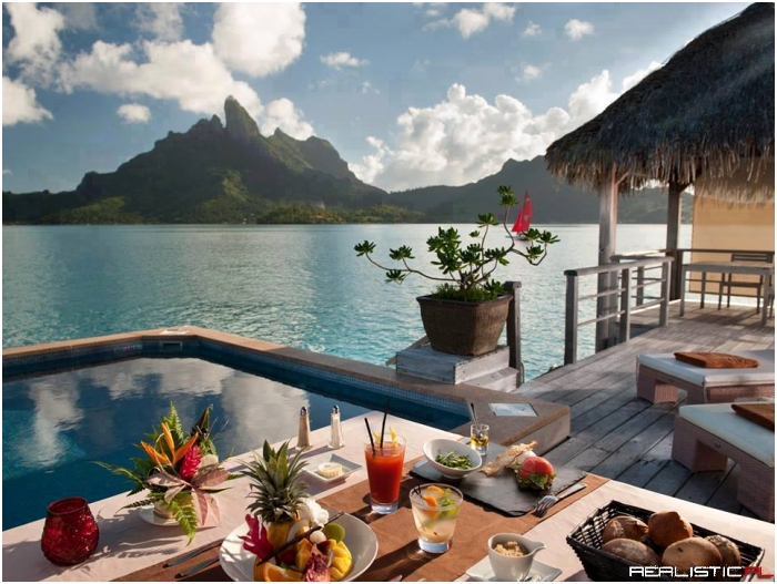 Breakfast in Bora Bora